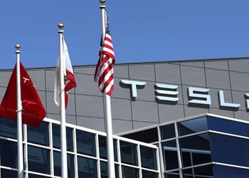 Tesla höjer priserna på sina elbilar ...