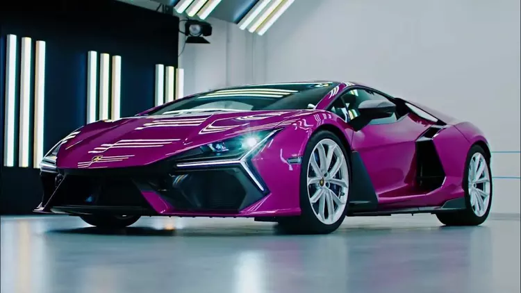 Lamborghini säljer fantastiskt: rekord efterfrågan på ...