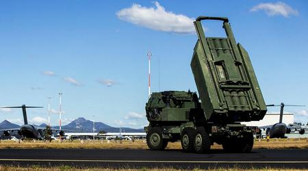 Det amerikanska missilsystemet HIMARS förstörde framgångsrikt ett sjömål under en Highball-övning i västra Australien