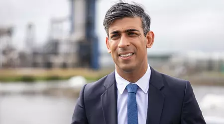 Sunak efterlyser "ansikte mot ansikte"-hot från artificiell intelligens