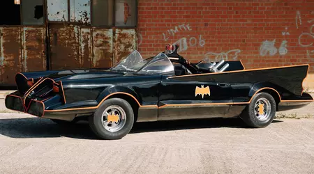 Samlarbil: 60-tals Batmobil-replika till salu