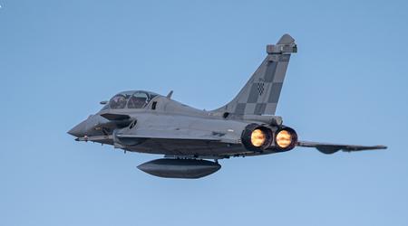 Frankrike överlämnade det första fjärde generationens Dassault Rafale B stridsflygplan till Kroatien