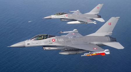 Danmark meddelar när de första F-16 Fighting Falcon-jaktplanen kommer att överlämnas till Ukraina