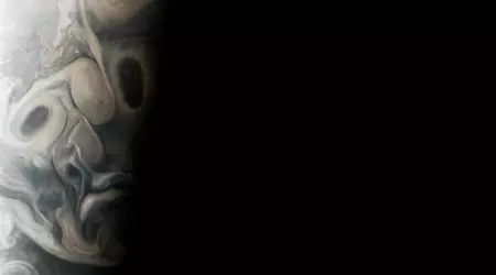 Jupiter är redo för Halloween - Juno-sonden har fotograferat det skrämmande ansiktet på solsystemets största planet