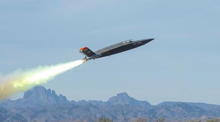 Artificiell intelligens kontrollerade för första gången den amerikanska attackdrönaren XQ-58A Valkyrie i tre timmar