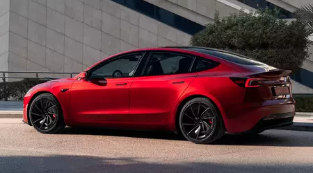 Frankrike har krävt att Tesla slutar göra falska påståenden om autonoma körningar