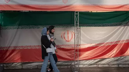 Apple varnar iranska användare om spionprogramangrepp på iPhones