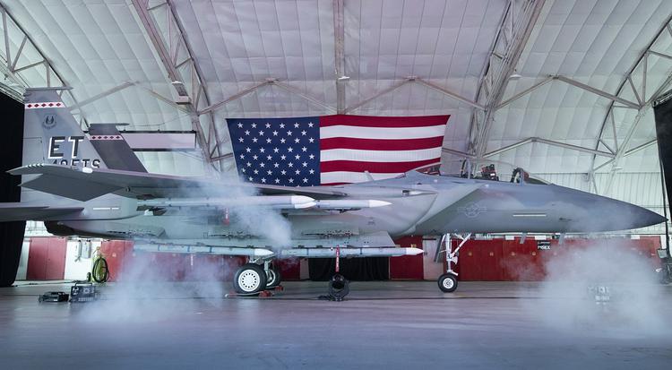 Boeing vill sälja moderniserade F-15EX Eagle ...