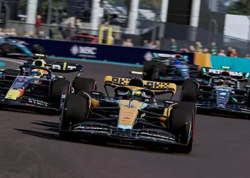F1 23 racingsimulator kommer att få ...