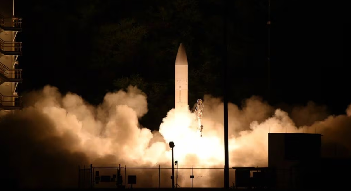 Den amerikanska armén riskerar att stå utan ett hypersoniskt LRHW-vapen med en Dark Eagle-missil 2023