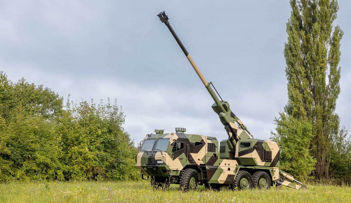 Slovakien har presenterat en självgående 155 mm BIA haubits på ett Tatra-chassi med en räckvidd på upp till 600 kilometer och ett skjutavstånd på mer än 50 kilometer