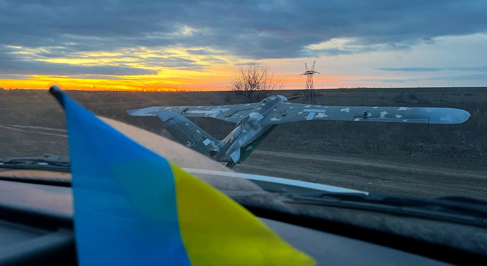Ukraina har skapat en spanings- och attackdrönare Backfire, som kostar mindre än 30 000 USD och kan bära två klustervapen och inte är rädd för elektronisk krigföring