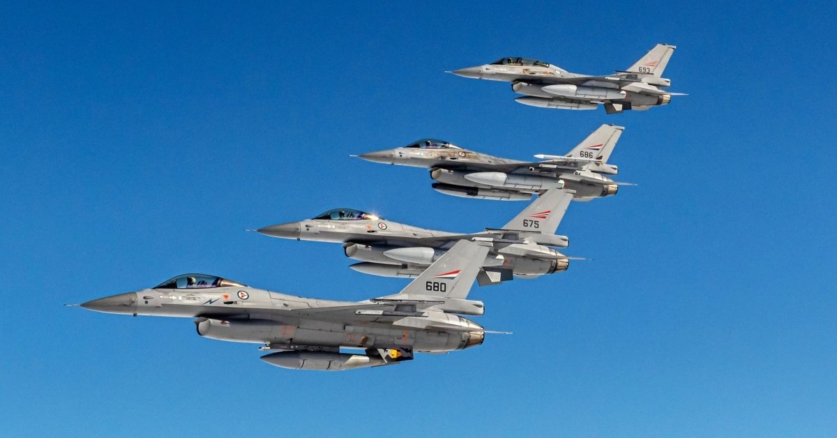 Rumänien har köpt begagnade F-16 Fighting Falcon från Norge till en kostnad av 13 miljoner USD, men kommer bara att få en del av den första leveransen i slutet av 2023