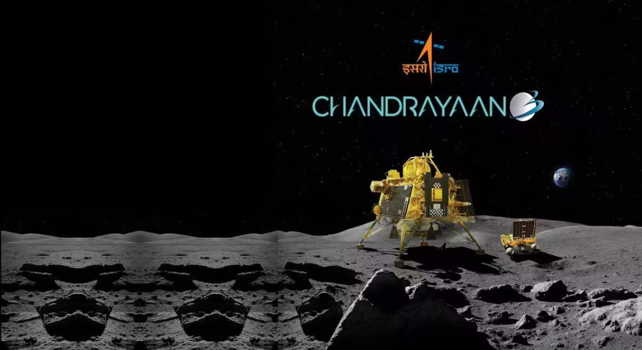Indien har blivit det första landet i historien att framgångsrikt landa på månens sydpol när Pragyan-rovern kommer att påbörja en två veckor lång utforskning av den naturliga satelliten
