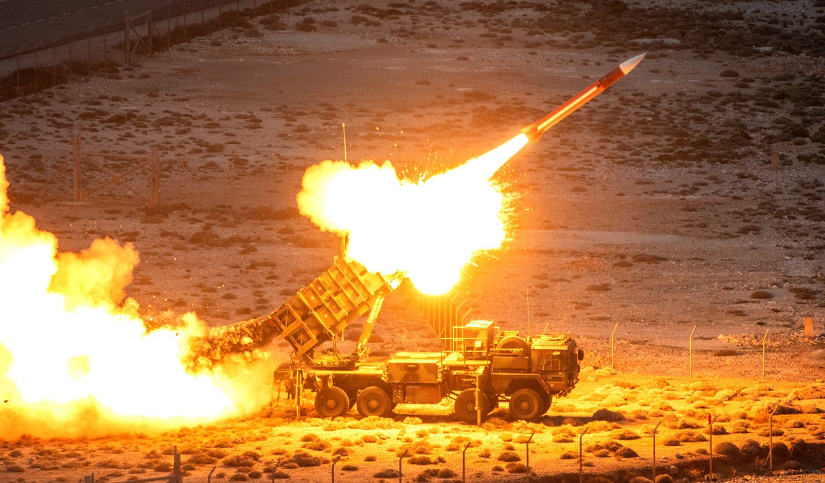 Ukrainska flygvapnet antyder användning av MIM-104 Patriot-systemet för att förstöra Iskander-M ballistiska missiler under beskjutning av Kiev
