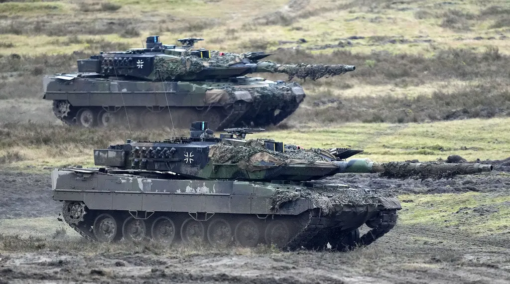 Schweiz kommer att avveckla 25 Leopard 2 stridsvagnar, sälja dem till Tyskland, men förbjuda att de överförs till Ukraina