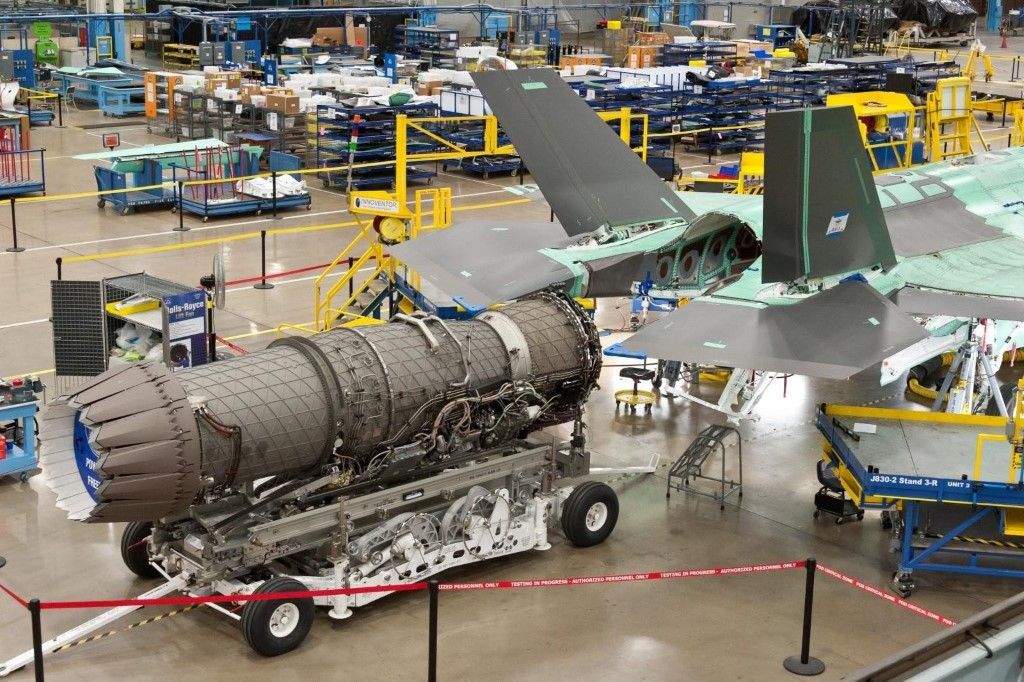 Pratt & Whitney har tilldelats 2,02 miljarder USD för att tillverka en ny serie F135-motorer till femte generationens F-35 Lightning II stridsflygplan