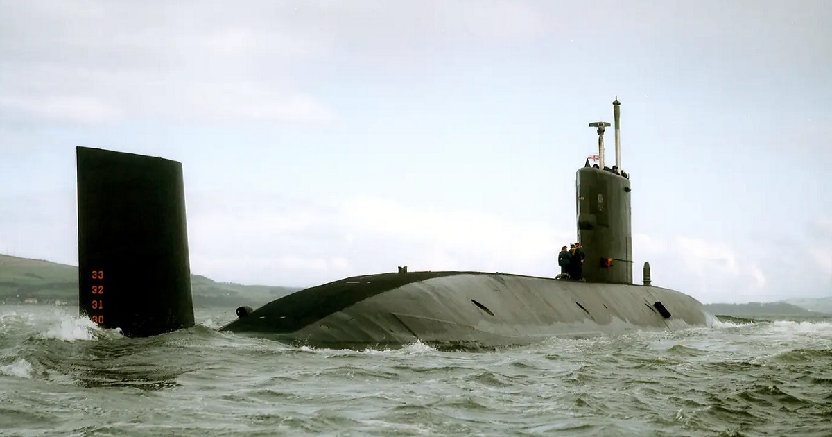 Storbritannien har inlett processen med att skrota atomubåten HMS Swiftsure, som tillbringade timmar under det ryska hangarfartyget Kyiv under kalla krigets höjdpunkt och samlade in värdefulla data