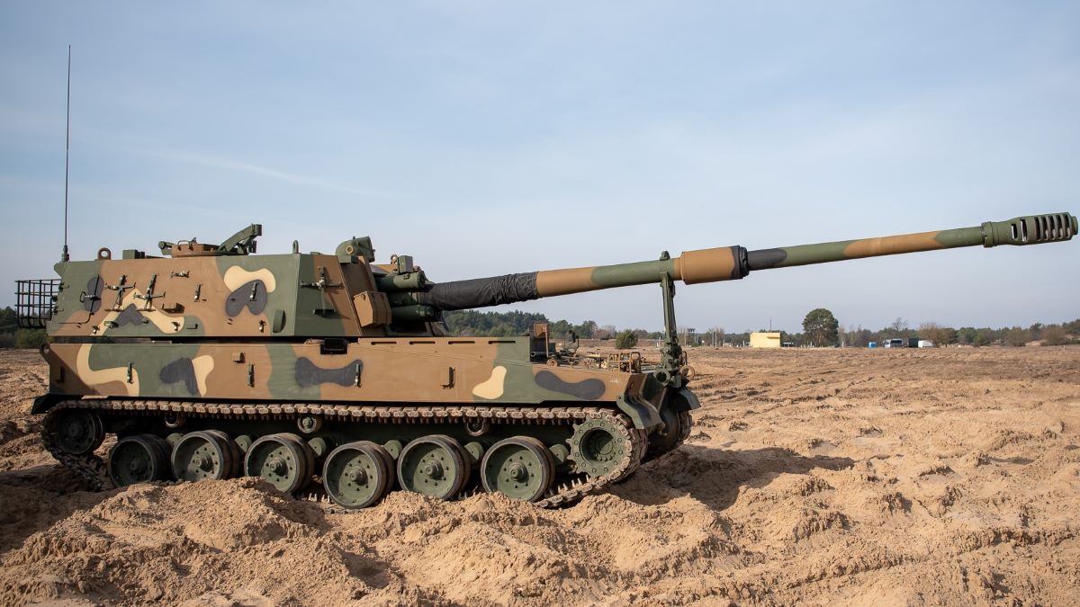 Korea uppgraderar K9A1 Thunder 155 mm självgående haubitsar