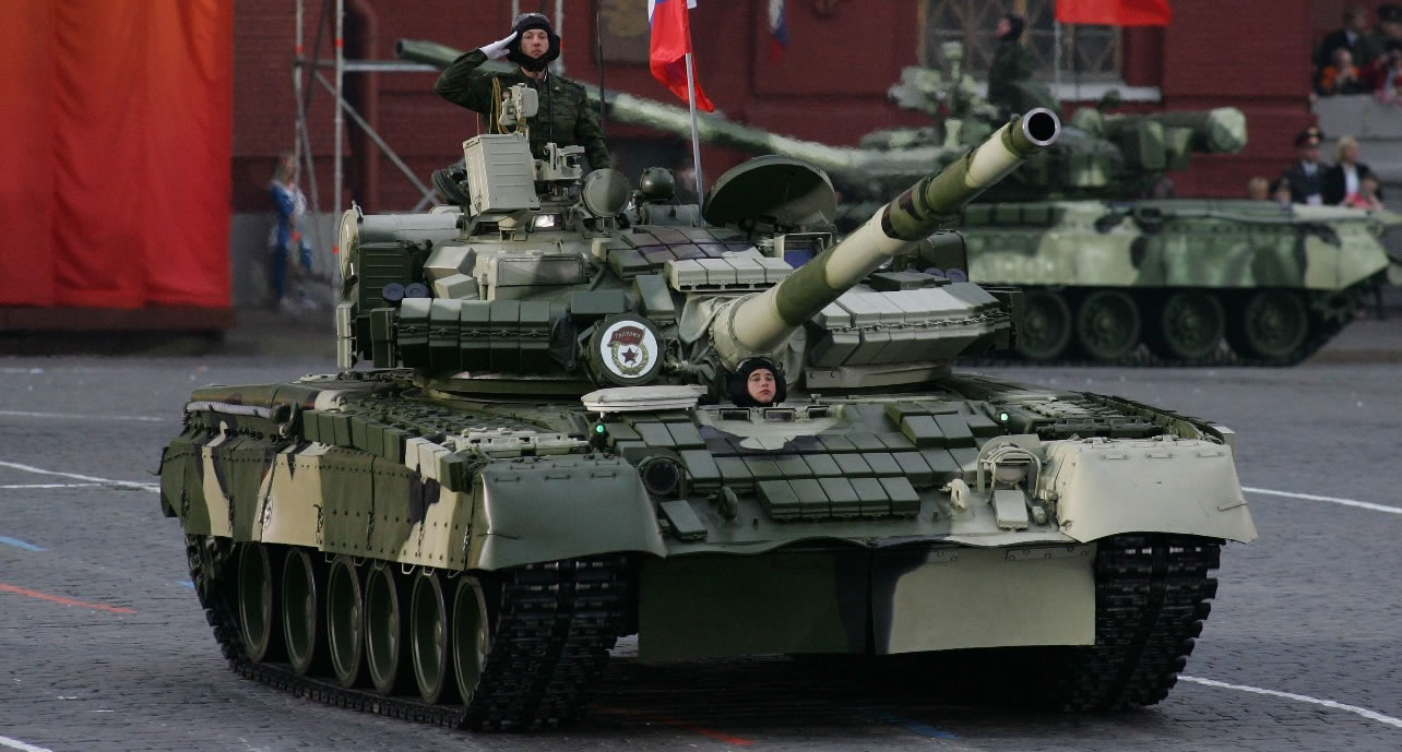 Ukrainas väpnade styrkor träffade två ryska T-80BV stridsvagnar