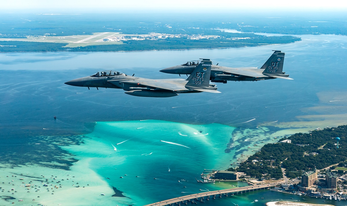 US Air Force betalar nästan 10 miljarder USD för moderniserade F-15EX Eagle II stridsflygplan - flygplanet värderas till 94 miljoner USD
