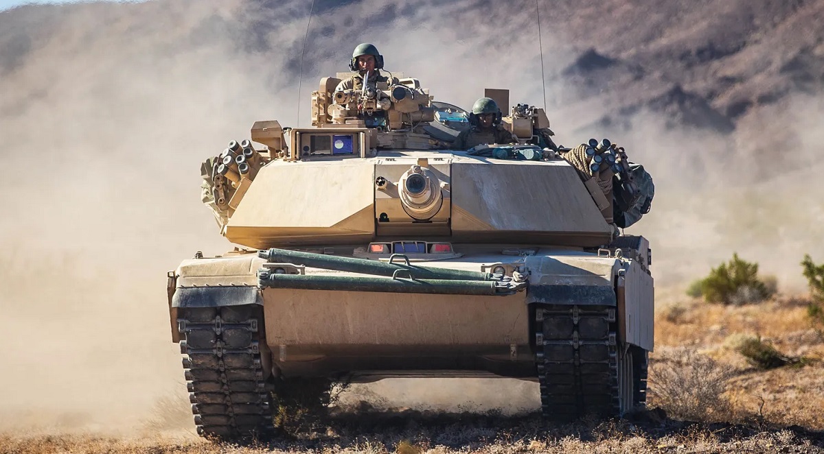 Förenta staterna bekräftade officiellt överföringen till Ukraina av 120 mm pansarbrytande granater med utarmat uran för amerikanska M1 Abrams-stridsvagnar.