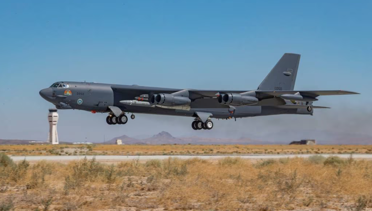 Amerikanska lagstiftare vill att Pentagon ska öka räckvidden för hypersoniska vapen under tester
