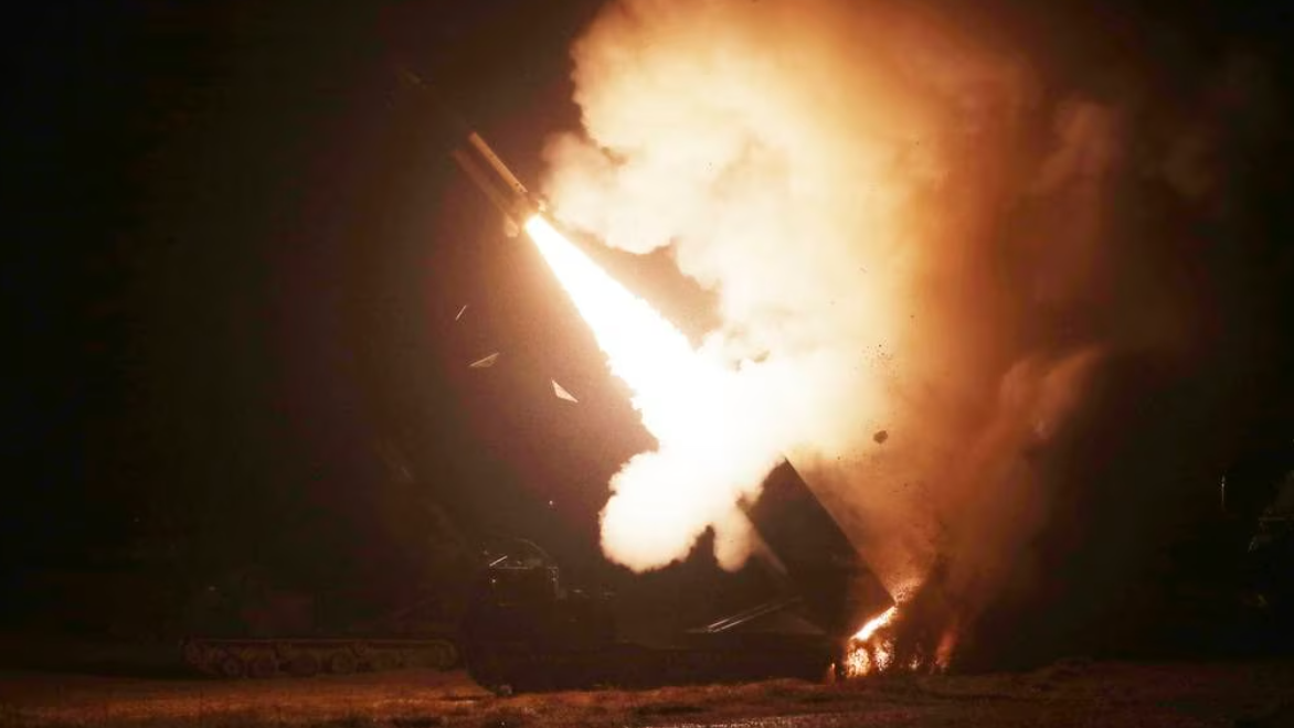 Amerikanska lagstiftare vill att USA ska förse Ukraina med taktiska ballistiska ATACMS-missiler till ett värde av minst 80 miljoner USD med en räckvidd på upp till 300 km