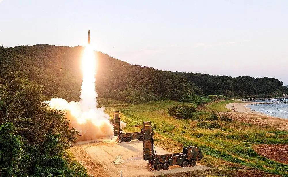 Republiken Korea har utvecklat en ballistisk missil av typen Hyunmoo-V med en maximal räckvidd på mer än 3 000 kilometer