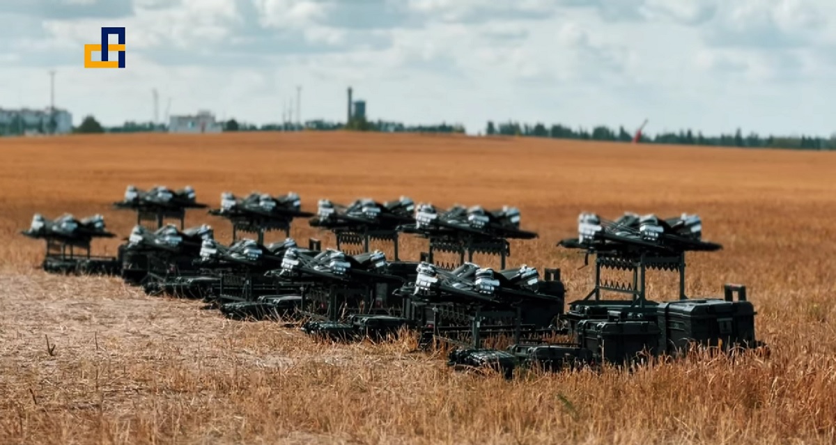De ukrainska försvarsstyrkorna har fått 10 attackhexakoptrar med värmekameror som kan bära upp till sex pansarvärnsammunition