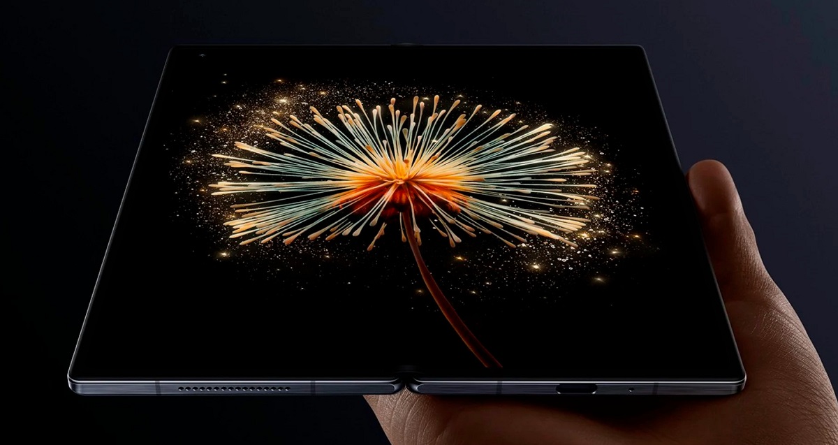 Xiaomi MIX Fold 3 - Snapdragon 8 Gen 2, ett nytt gångjärn tillverkat av höghållfast stål och keramik, två 120Hz OLED-skärmar och en 50MP-kamera från $ 1240