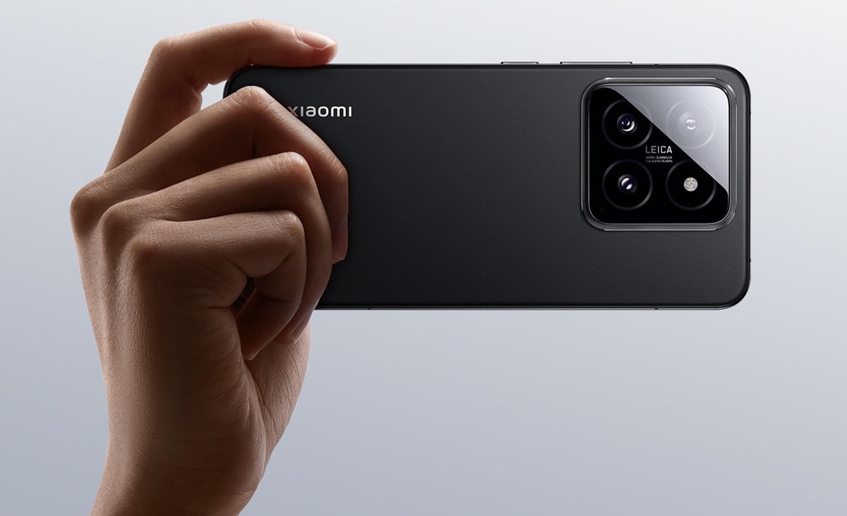 Xiaomi 14 - Snapdragon 8 Gen 3, tre 50MP-kameror, 120Hz-skärm med rekordljusstyrka, IP68-skydd och den nya Hyper prissatt från 545 USD