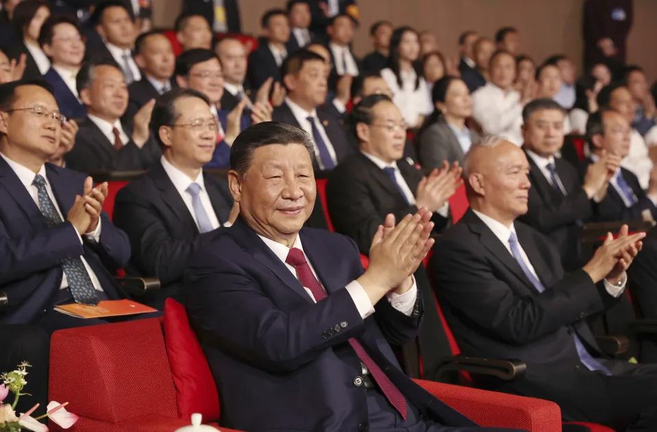 Svarar som en kinesisk ledare - Kina har släppt en chatbot med Xi Jinpings idéer