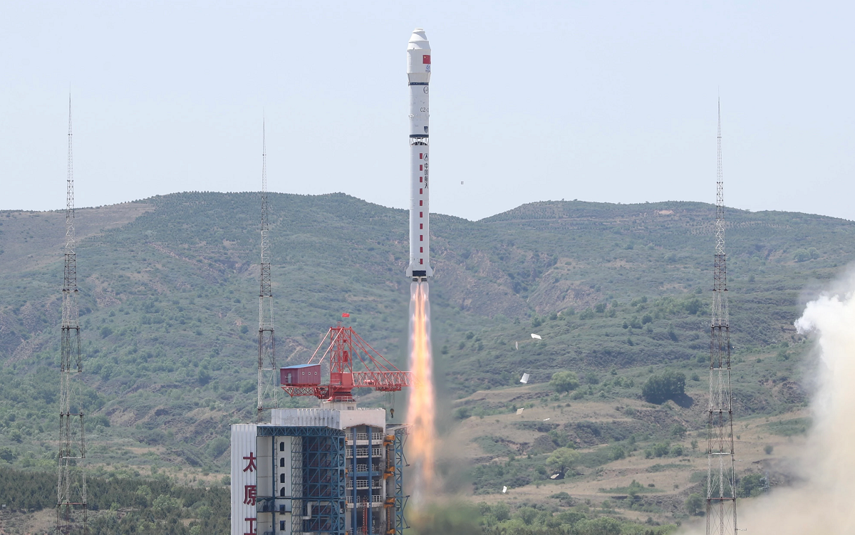 Kinas raket Long March 4D sätter nationellt rekord för uppskjutning av satelliter i ett enda uppdrag