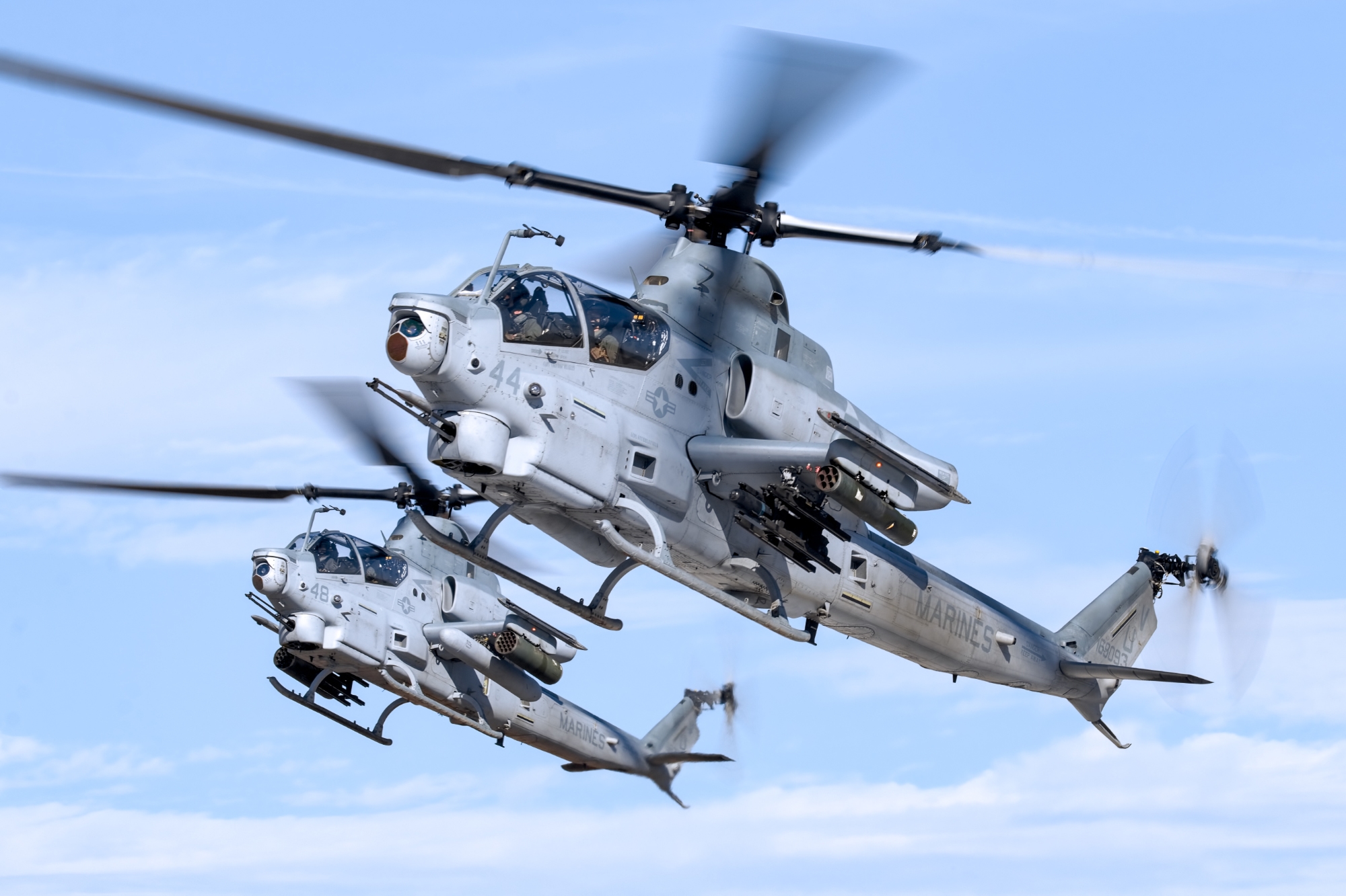 Kontrakt värt 455 miljoner USD: Nigeria köper 12 AH-1Z Viper attackhelikoptrar från Bell