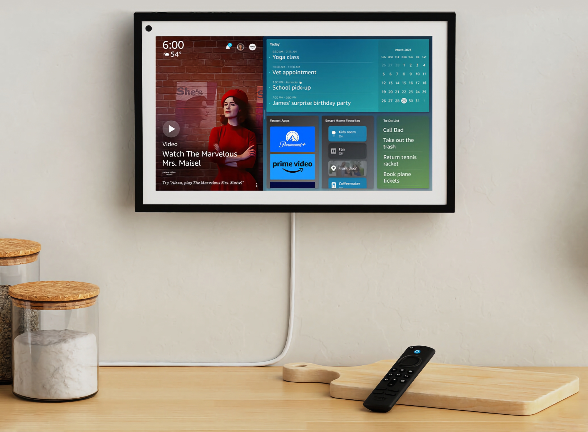 Amazon Echo Show med en 15-tums skärm, webbkamera och Alexa-support säljs för $ 184 ($ 95 rabatt)