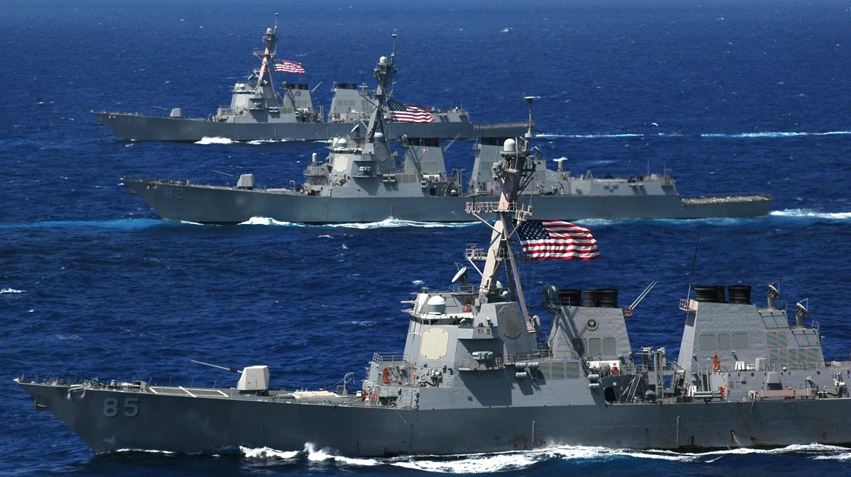 Lockheed Martin har tilldelats upp till 1,1 miljarder USD för att utveckla ett integrerat stridssystem för att kombinera amerikanska flottans och kustbevakningens krigsfartyg
