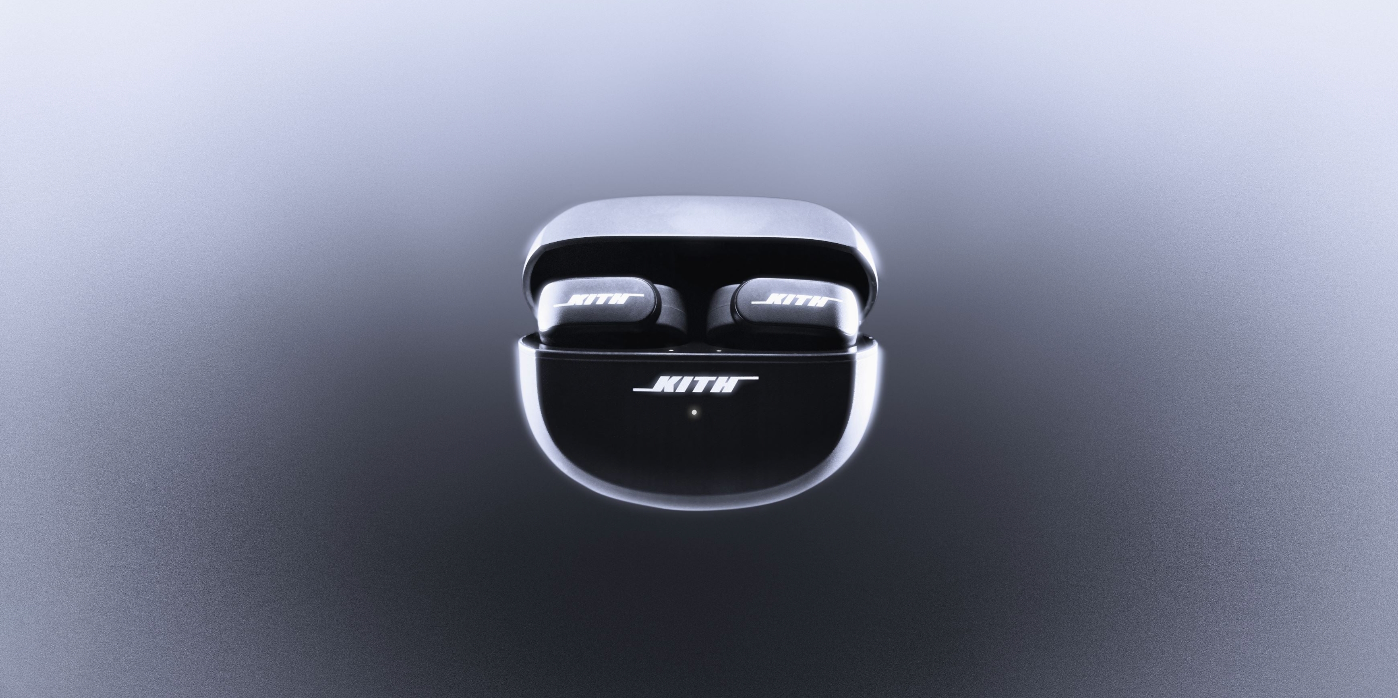 Bose och Kith har presenterat Ultra Open Earbuds med en ovanlig design och ett pris på 300 USD