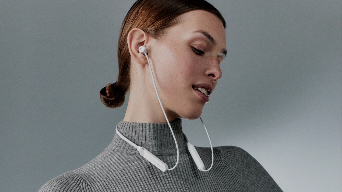 CMF Neckband Pro: trådlösa hörlurar med nackband, brusreducering och upp till 37 timmars batteritid för 24 USD