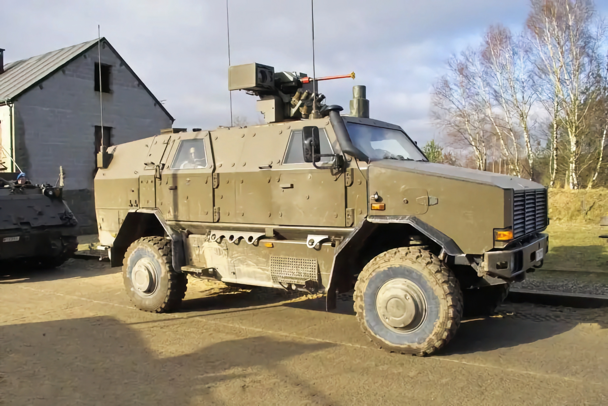 200 pansarfordon av MRAP-klass, 50 ytdrönare och ammunition: Tyskland avslöjar detaljer om nytt militärt stödpaket till Ukraina