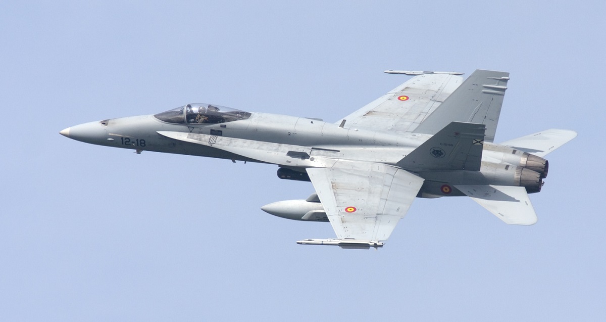 Spanien kommer att spendera 55 miljoner USD på att förlänga livslängden för stridsflygplanet F/A-18 Hornet till mitten av nästa årtionde