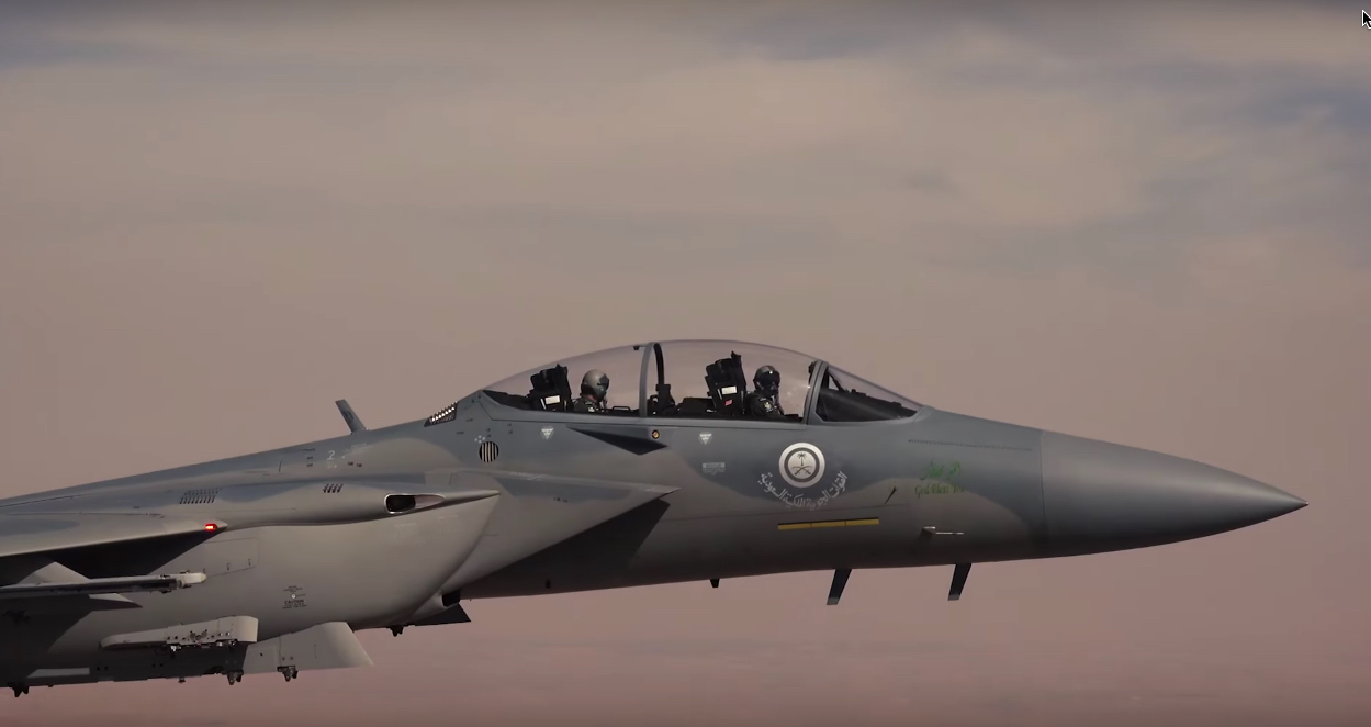 Ett fjärde generationens McDonnell Douglas F-15SA Eagle stridsflygplan kraschade i Saudiarabien under en övning