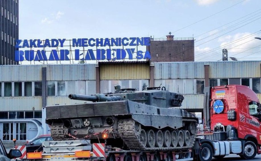 Polen har för första gången tagit över reparationen av ukrainska Leopard 2A4-stridsvagnar - platsen för renovering av Leopard 2A5 och 2A6 har ännu inte fastställts