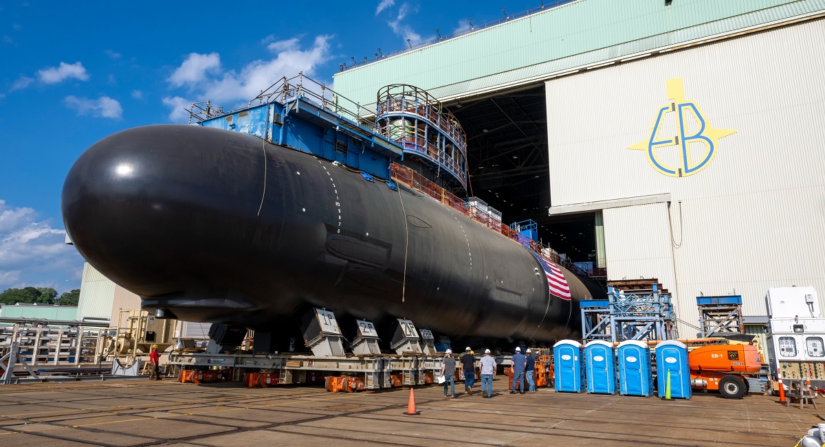 USA har sjösatt den kärnkraftsdrivna attackubåten USS Iowa i Virginia-klassen, som kommer att få Tomahawk kryssningsrobotar med vertikal avfyrning