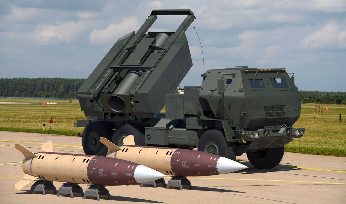 Biden överväger att förse Ukraina med taktiska ballistiska ATACMS-missiler med en räckvidd på upp till 300 km