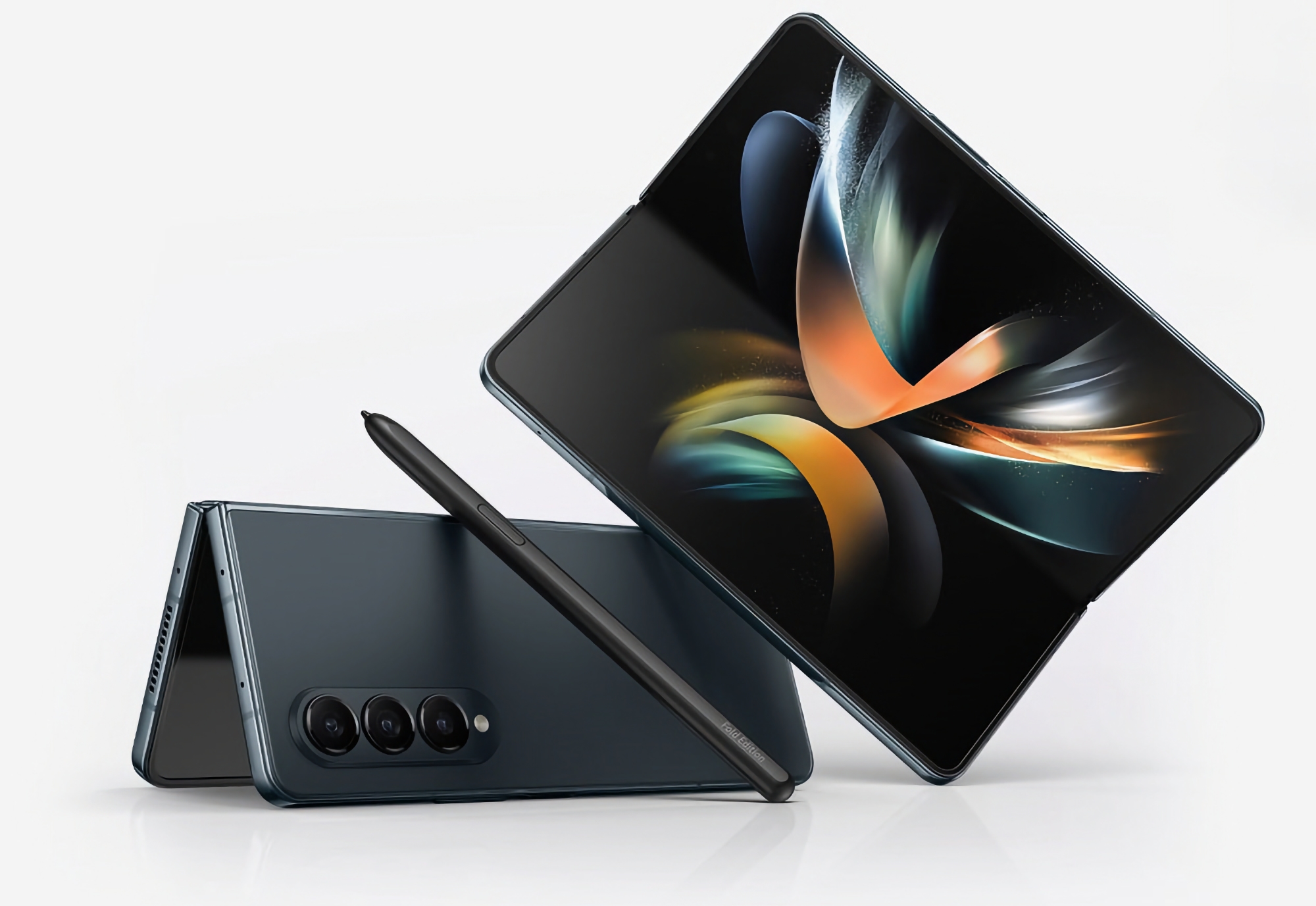 Användare av Galaxy Fold 3 och Galaxy Fold 4 i USA har börjat ta emot en ny mjukvaruuppdatering