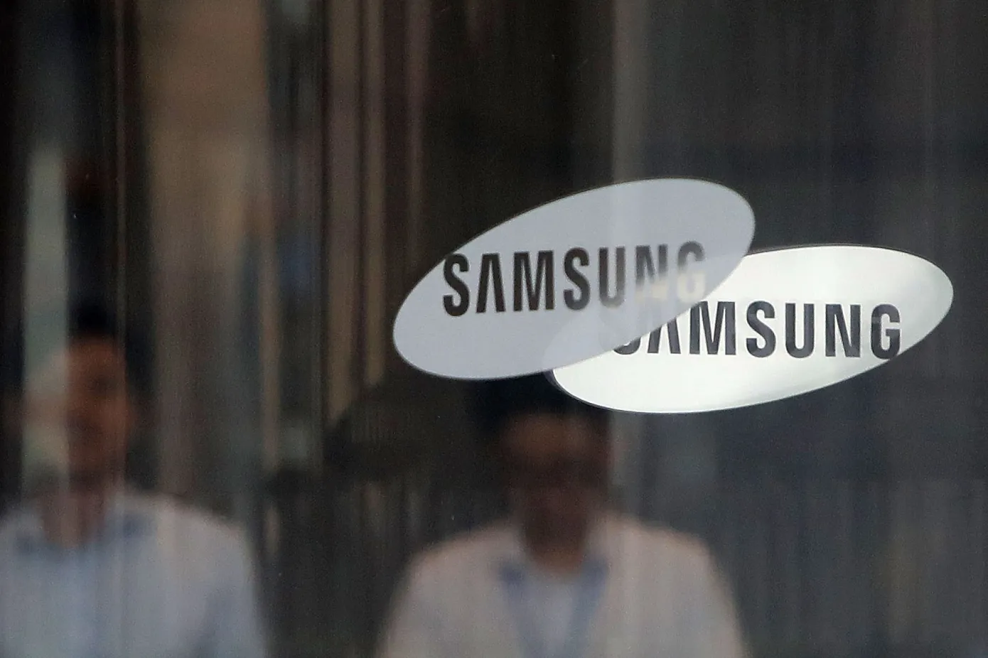 Samsung minskar produktionen av minneskretsar och fokuserar på högteknologiska kretsar för artificiell intelligens