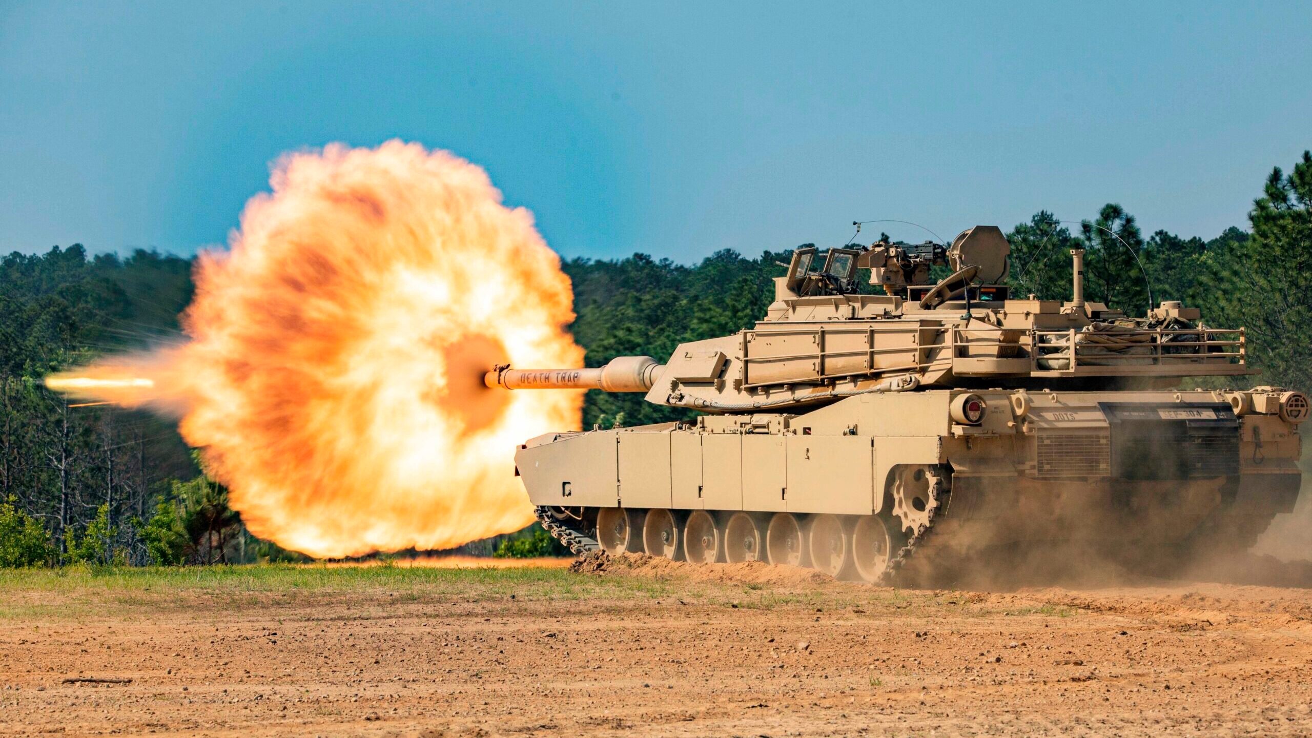 Nu är det officiellt: Ukrainas väpnade styrkor mottog den första omgången amerikanska M1 Abrams stridsvagnar