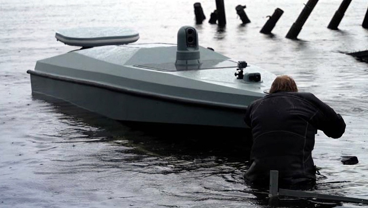 De ukrainska försvarsstyrkorna har visat på video hur MAGURA drönare jagar ryska fartyg i Svarta havet