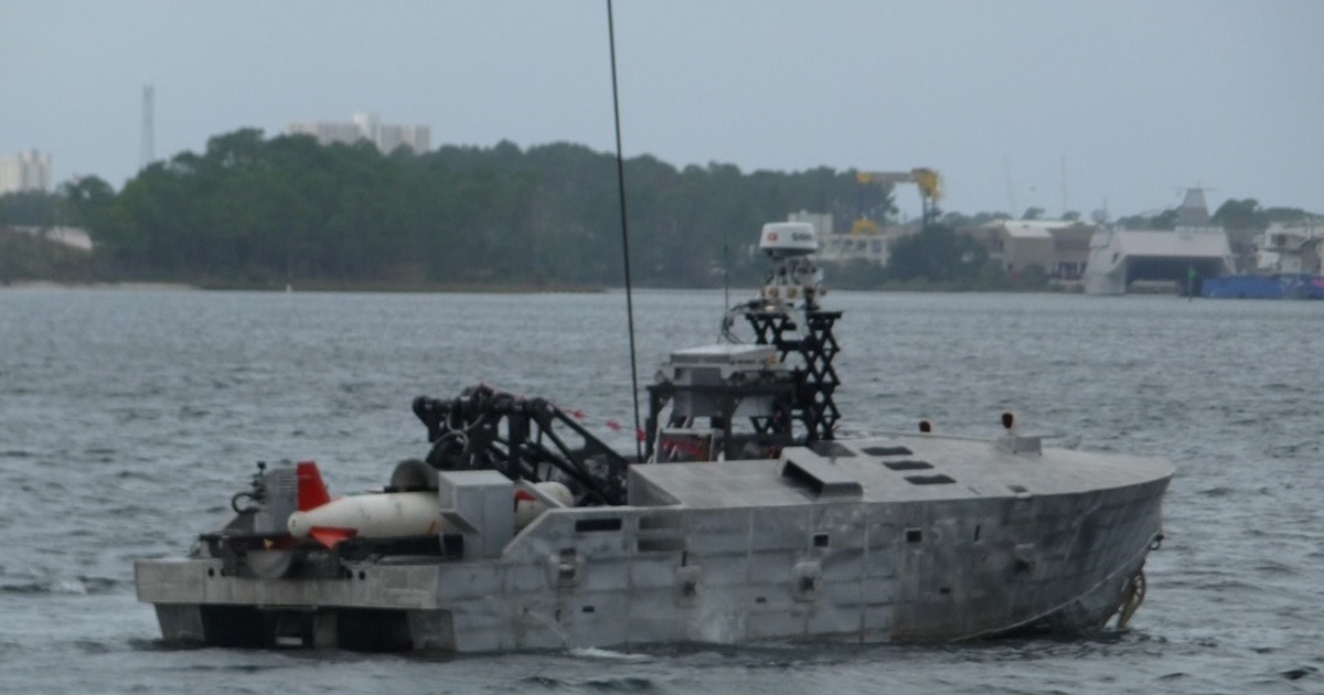 Den amerikanska flottan har beställt ytterligare fyra obemannade MCM USV-båtar för att söka efter och röja minor